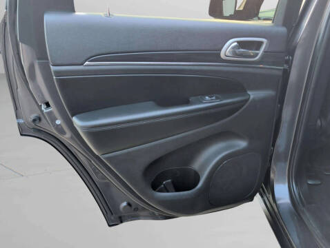 2020 Jeep Grand Cherokee