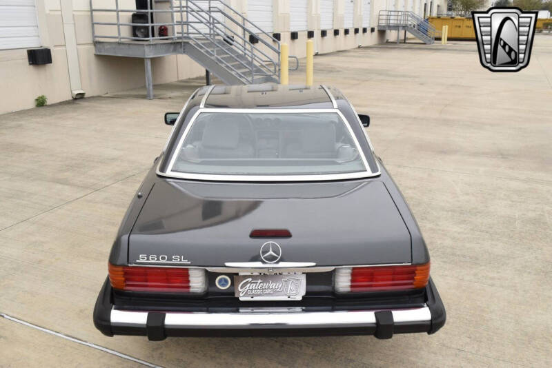 1988 Mercedes-Benz 560-Class 560 SL