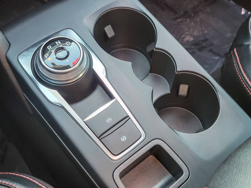 2024 Ford Escape ST-Line Elite