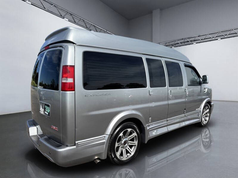 2018 GMC Savana 2500