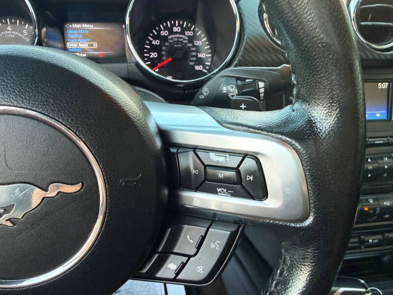 2015 Ford Mustang V6