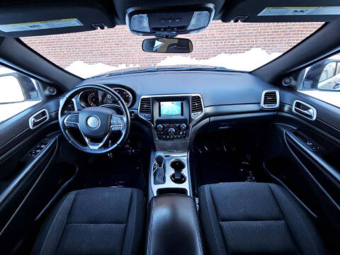 2021 Jeep Grand Cherokee Laredo E