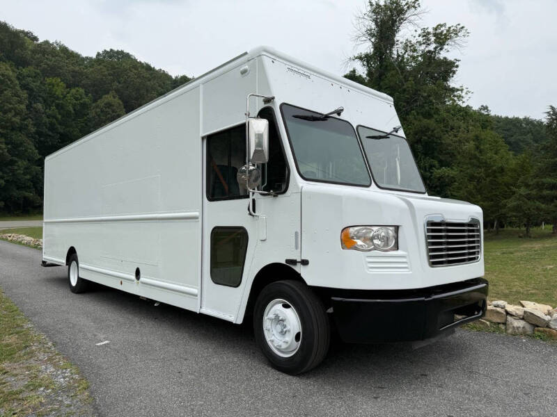 2017 Freightliner MT55 Chassis