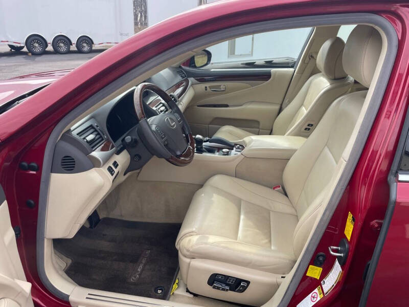 2014 Lexus LS 460