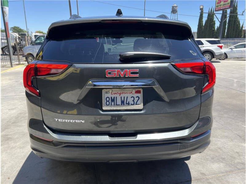 2020 GMC Terrain SLE