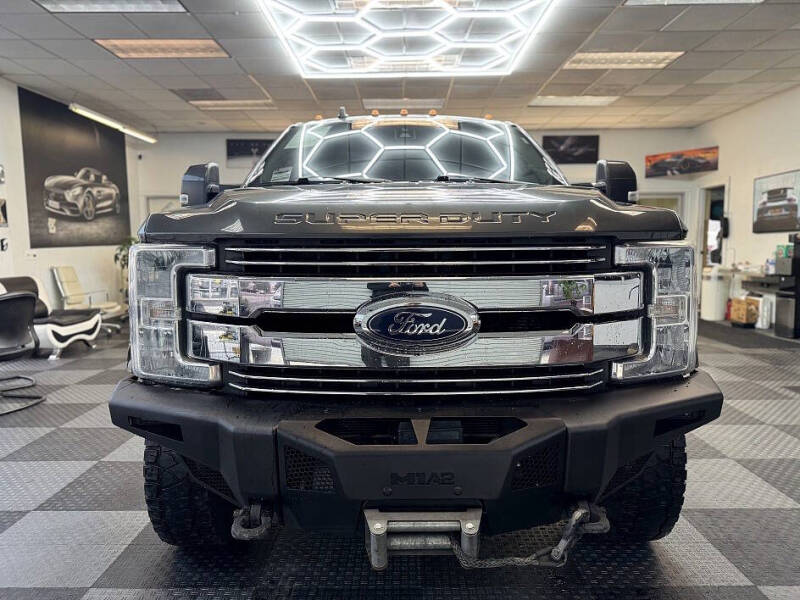 2019 Ford F-350 Super Duty Lariat