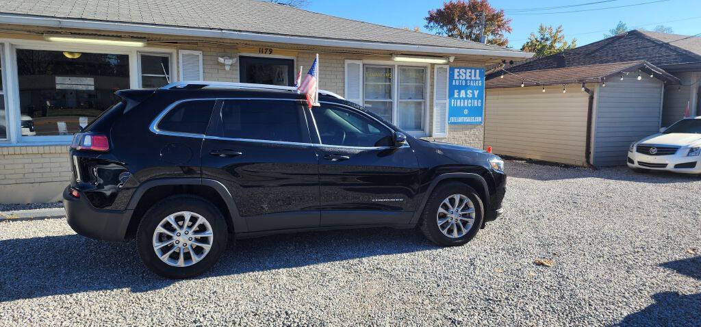 2019 Jeep Cherokee for sale at ESELL AUTO SALES in Cahokia, IL