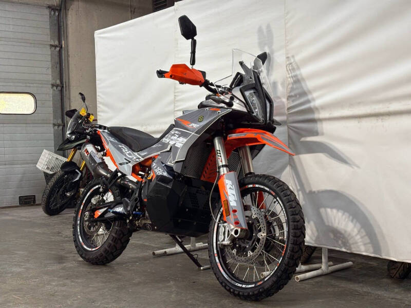 2023 KTM 890 R Adventure 