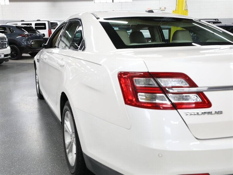 2015 Ford Taurus SEL
