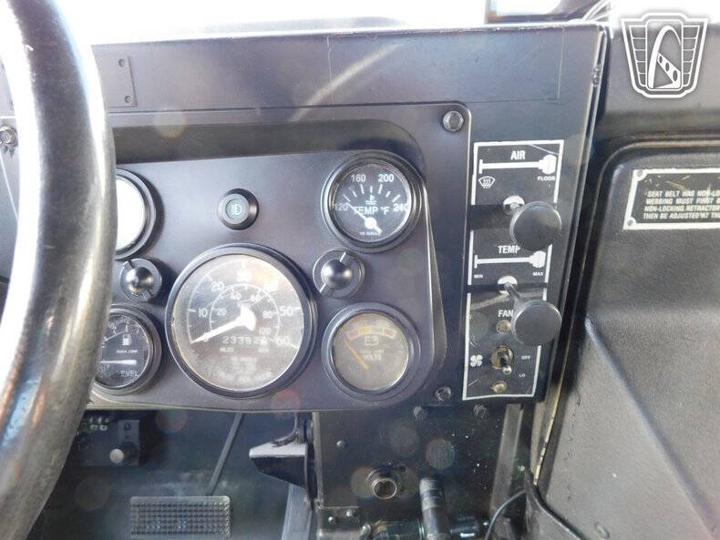 1999 AM General Hummer