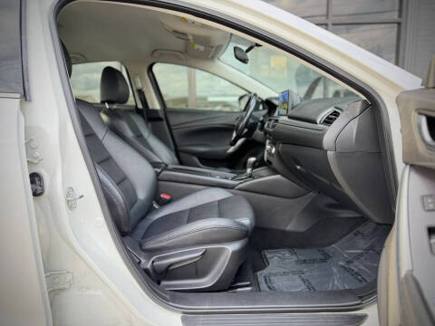 2016 Mazda MAZDA6 i Touring
