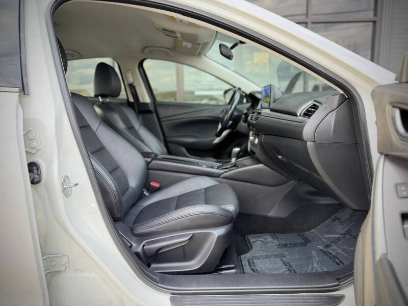 2016 Mazda MAZDA6 i Touring