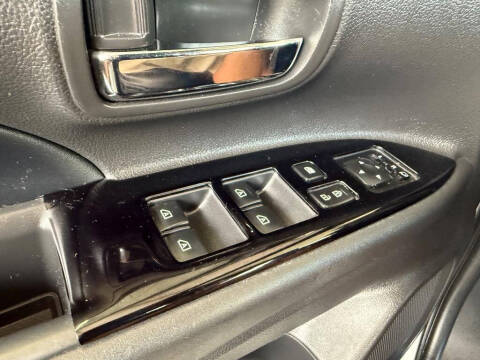 2020 Mitsubishi Outlander LE