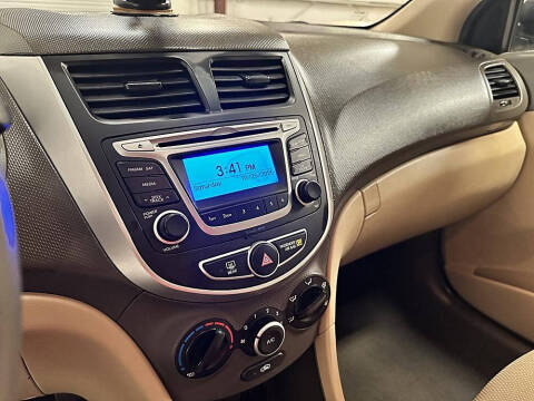 2014 Hyundai Accent GLS