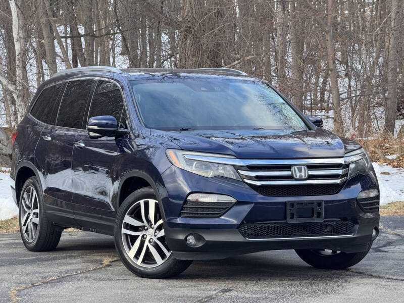 2017 Honda Pilot Touring's photo