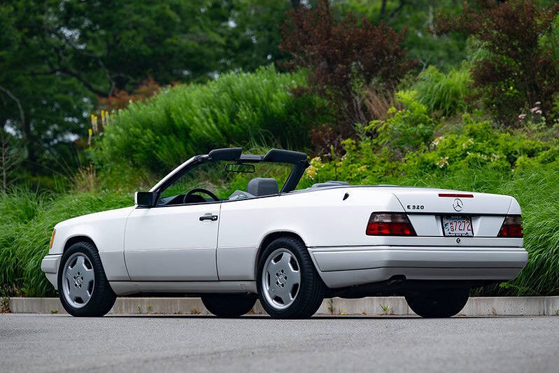 1995 Mercedes-Benz E-Class E 320