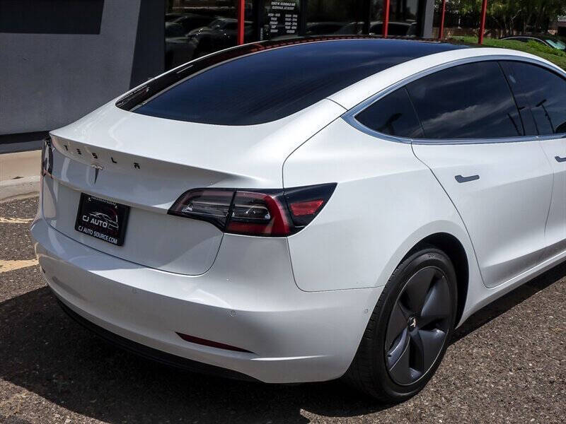 2019 Tesla Model 3 Standard Range Plus