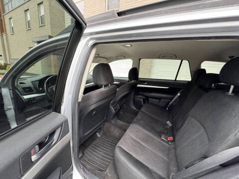 2013 Subaru Outback 2.5i Premium