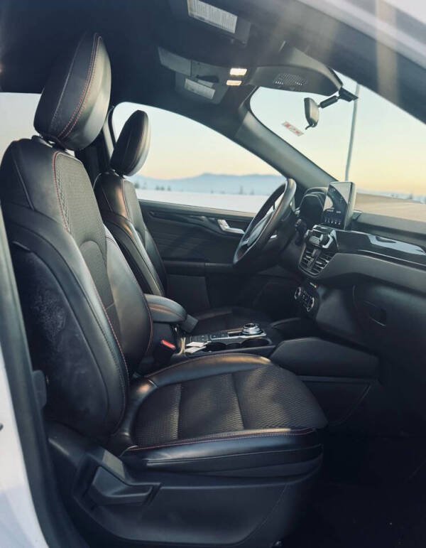 2023 Ford Escape ST-Line