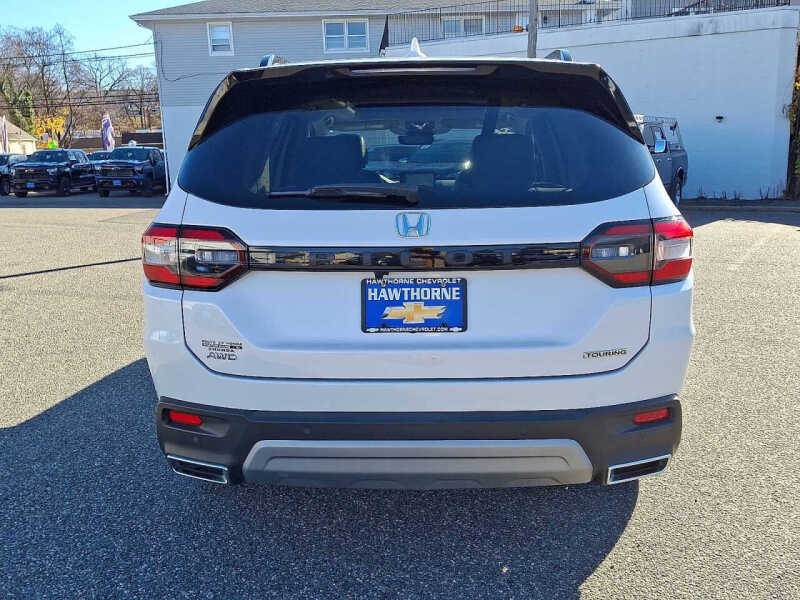 2023 Honda Pilot Touring