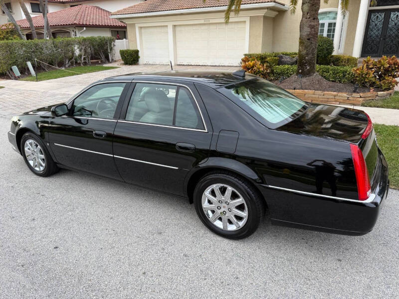 2010 Cadillac DTS Premium Collection
