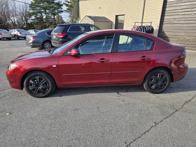 2009 Mazda Mazda3 for sale at QUEENSGATE AUTO SALES in York, PA