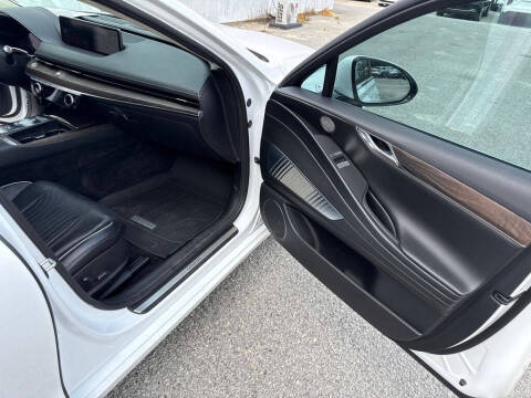 2021 Genesis G80