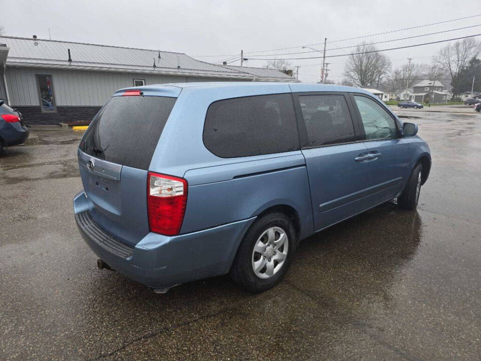 2006 Kia Sedona for sale at Cambridge Used Cars in Cambridge, OH