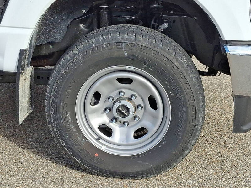 2025 Ford F-350 Super Duty XL