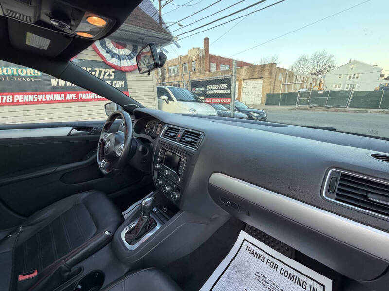 2013 Volkswagen Jetta GLI Autobahn PZEV