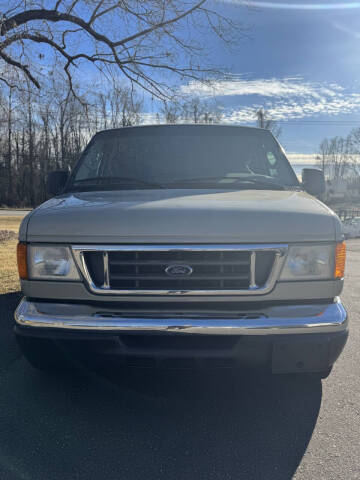 2006 Ford E-Series E-150 XL