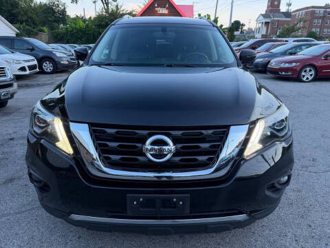 2017 Nissan Pathfinder Platinum