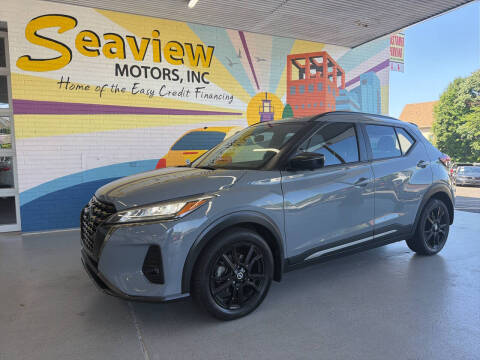2021 Nissan Kicks SR