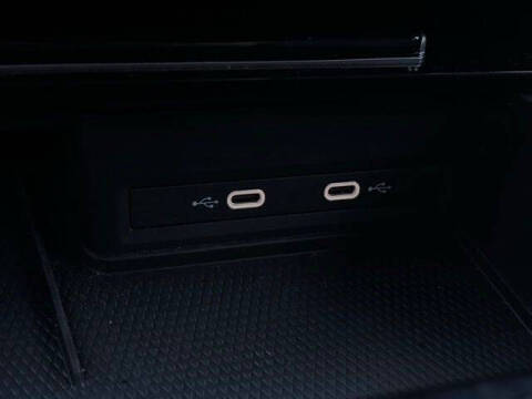 2025 Volkswagen Atlas Cross Sport SE 4Motion