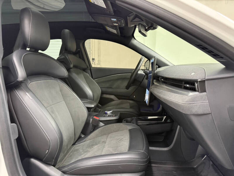 2022 Ford Mustang Mach-E GT