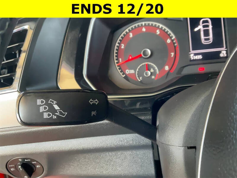 2019 Volkswagen Jetta R-Line