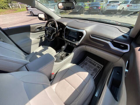 2017 GMC Acadia SLT-1