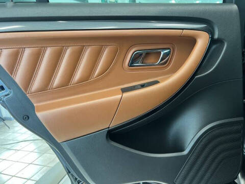 2011 Ford Taurus SHO