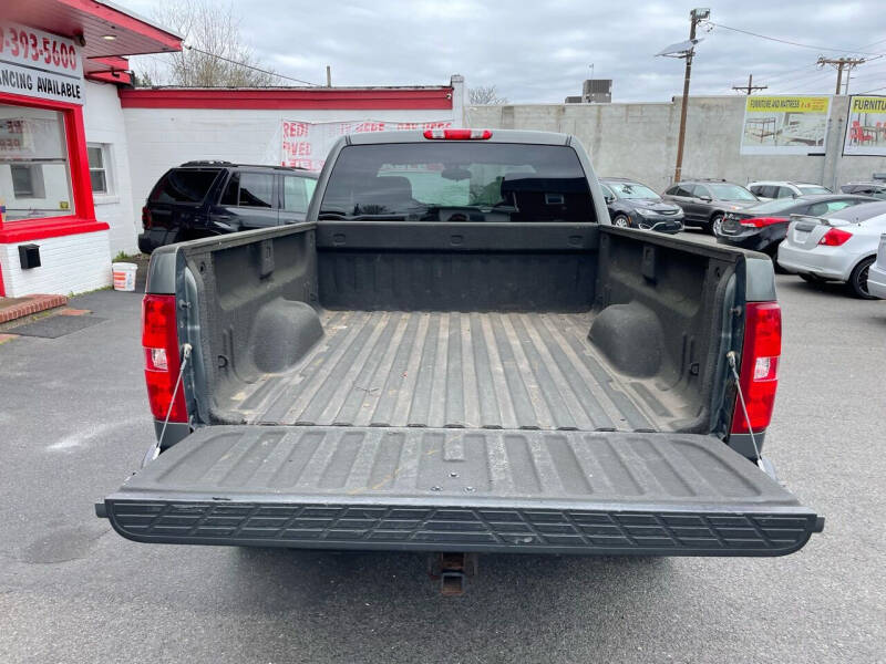 2011 Chevrolet Silverado 1500 LS photo 8