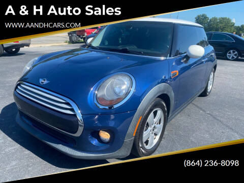 2015 MINI Hardtop 2 Door for sale at A & H Auto Sales in Greenville SC