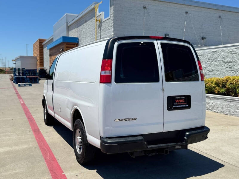 2019 Chevrolet Express 2500