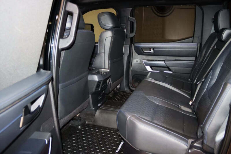 2022 Toyota Tundra Platinum