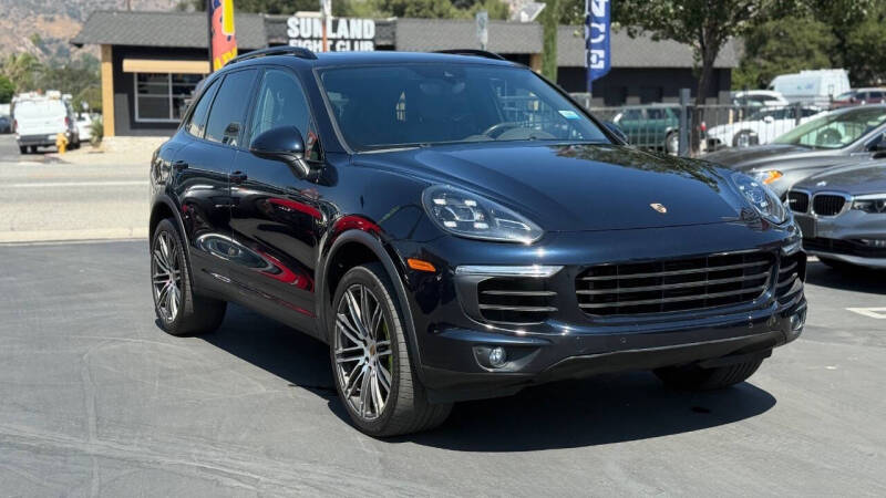 2017 Porsche Cayenne S E-Hybrid's photo