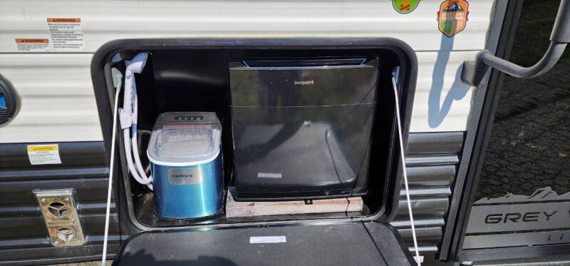 2023 Forest River Grey Wolf