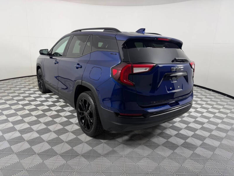 2022 GMC Terrain SLE