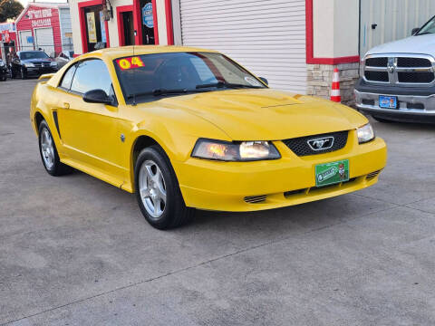 2004 Ford Mustang for sale at Auto Corner Inc in Dallas TX