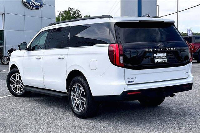 2025 Ford Expedition MAX Active