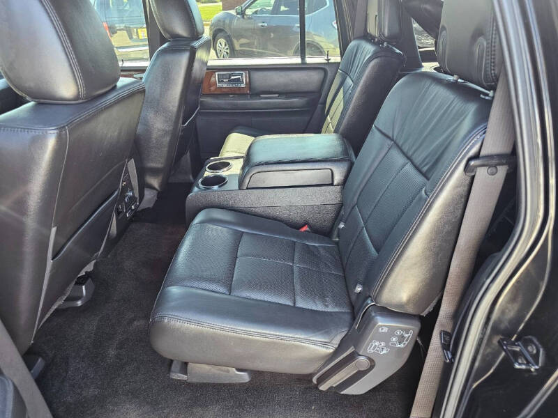 2012 Lincoln Navigator L