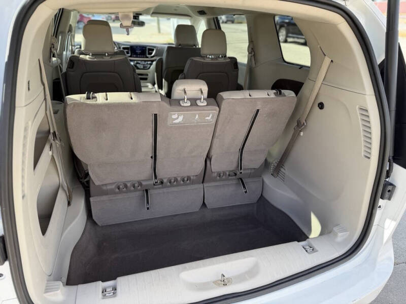 2018 Chrysler Pacifica Touring L