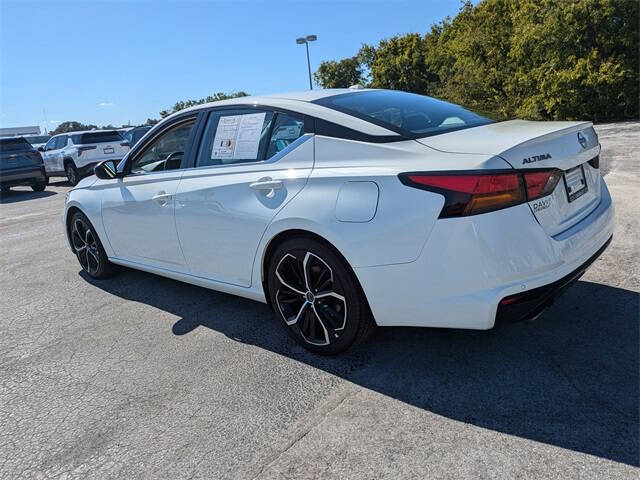 2024 Nissan Altima 2.5 SR